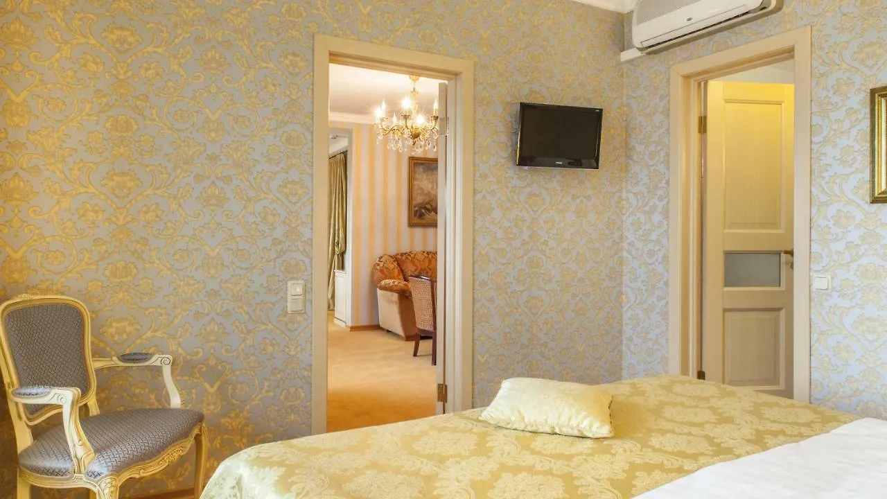 Moscow Hotel Sint-Petersburg 4*,  Rusland